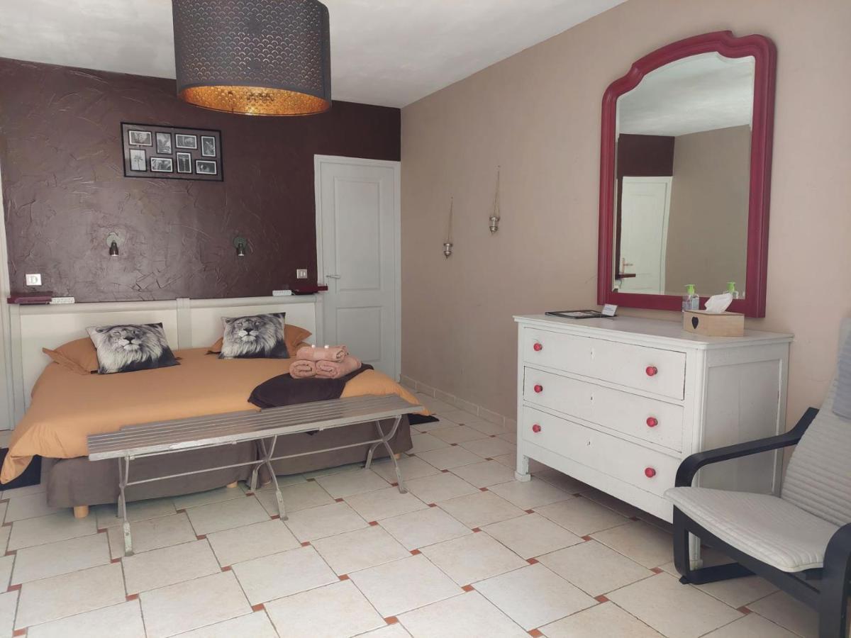 Mas Des Cigognes Bed & Breakfast Le Thor Bagian luar foto